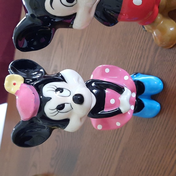 VTG Walt Disney Productions Mickey & Minnie Porcelain Figures - Picture 2 of 5
